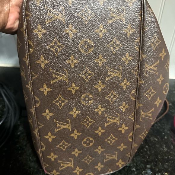 Authentic Louis Vuitton Neverfull Mm - Picture 6 of 11
